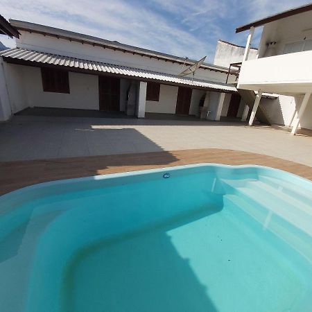ウバトゥバ 0006.02 - Maranduba - Chale - 1 Dorm - 5 Pess - 3 Quadras Do Mar - Piscina Coletiva - Wifiヴィラ エクステリア 写真