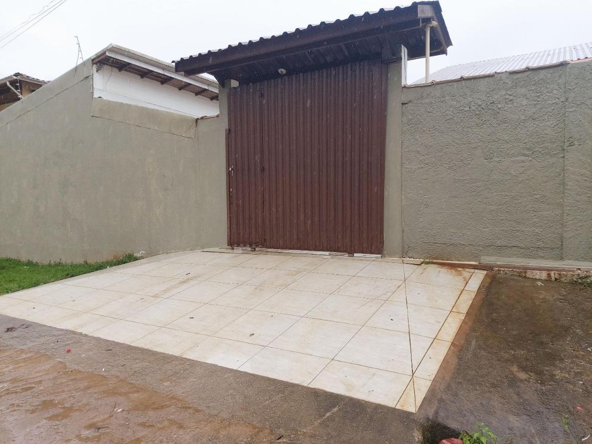 ウバトゥバ 0006.02 - Maranduba - Chale - 1 Dorm - 5 Pess - 3 Quadras Do Mar - Piscina Coletiva - Wifiヴィラ エクステリア 写真