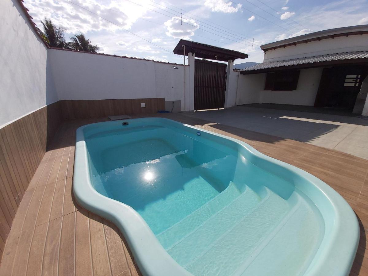 ウバトゥバ 0006.02 - Maranduba - Chale - 1 Dorm - 5 Pess - 3 Quadras Do Mar - Piscina Coletiva - Wifiヴィラ エクステリア 写真